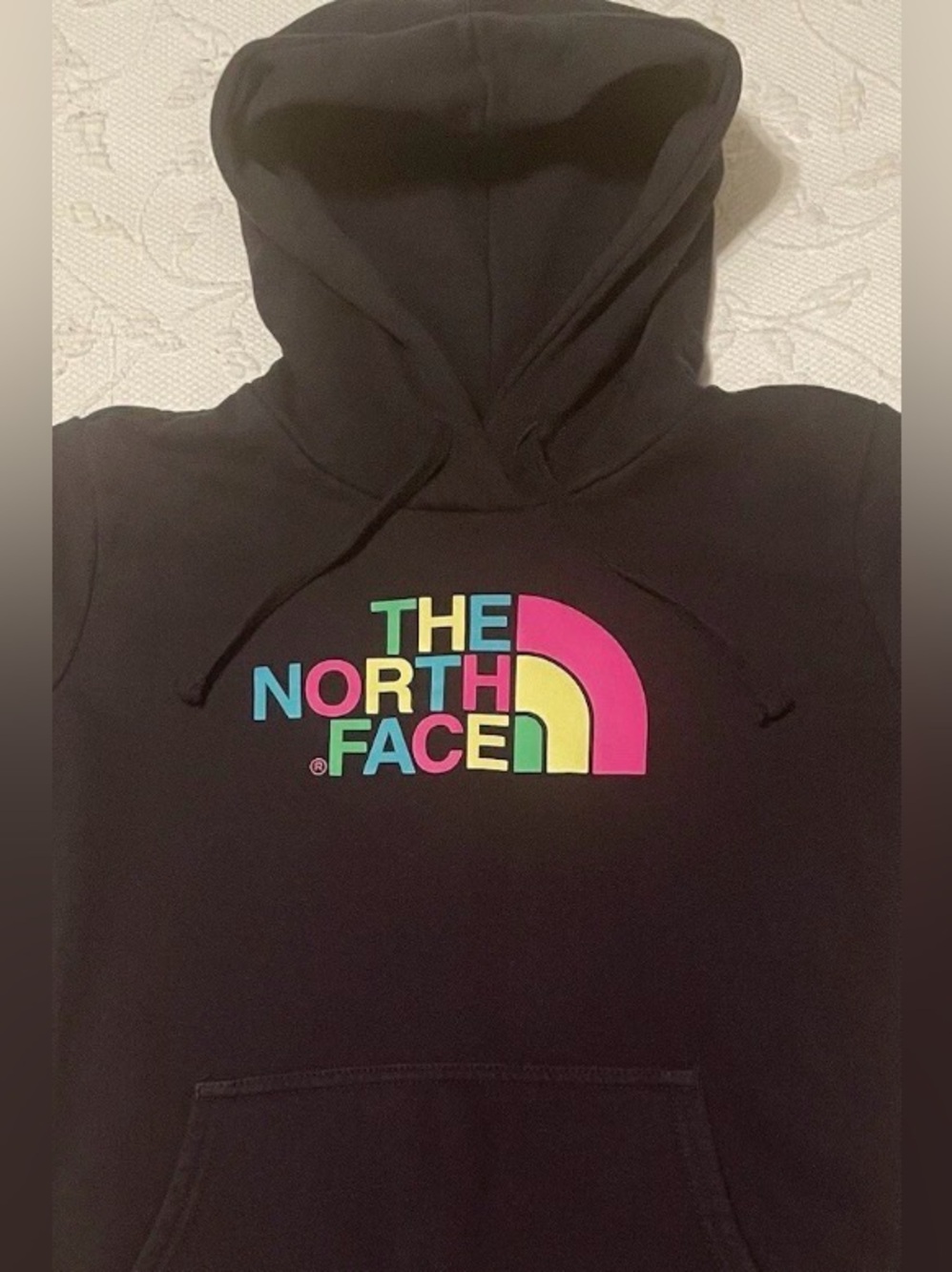 The North Face Rainbow Logo Women’s Hoodie - Small  - LIKE NEW